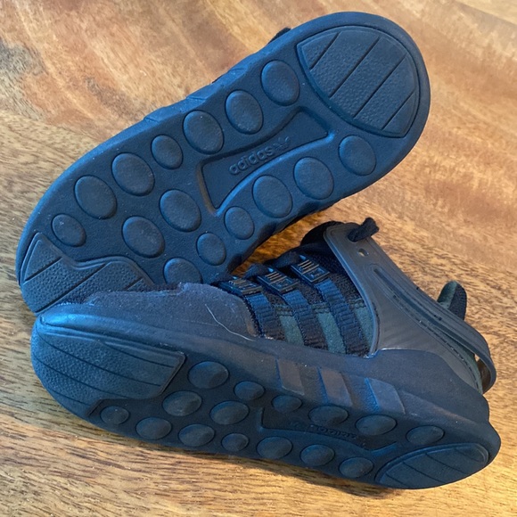 Adidas sneakers - Picture 3 of 4